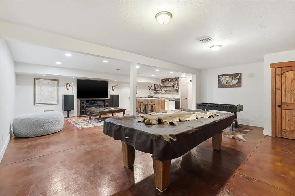17718 Remount Road Huson MT 59846
