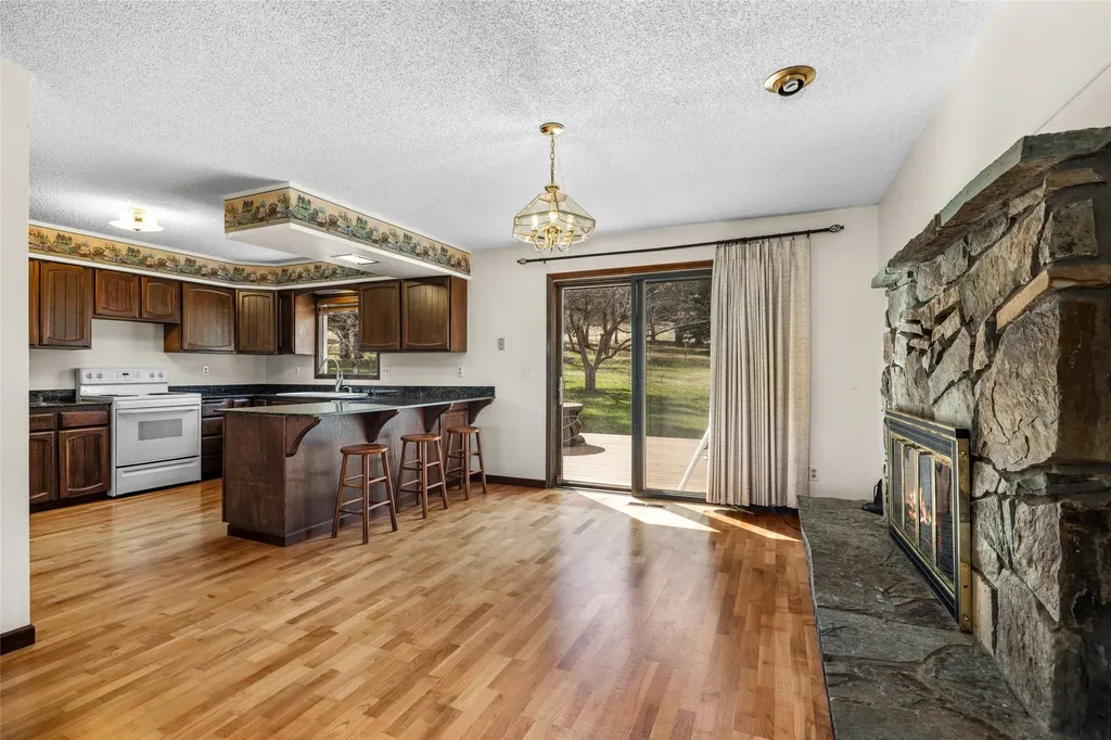 212 Lakeshore Drive Kalispell MT 59901