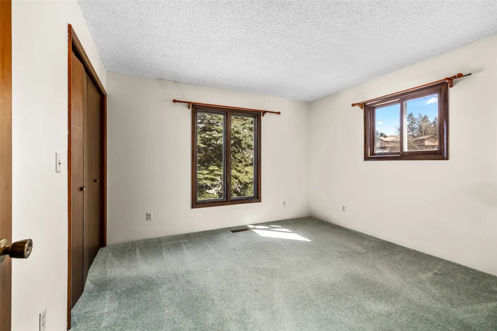 212 Lakeshore Drive Kalispell MT 59901