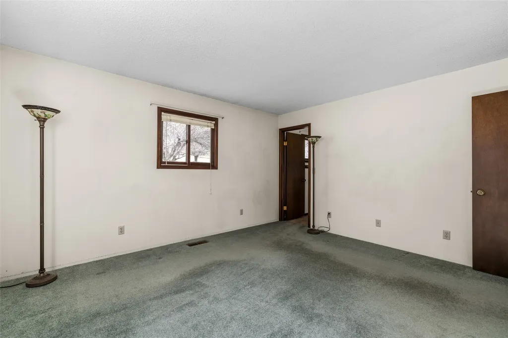 212 Lakeshore Drive Kalispell MT 59901