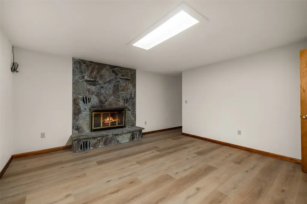 212 Lakeshore Drive Kalispell MT 59901