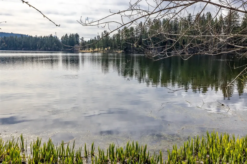 212 Lakeshore Drive Kalispell MT 59901