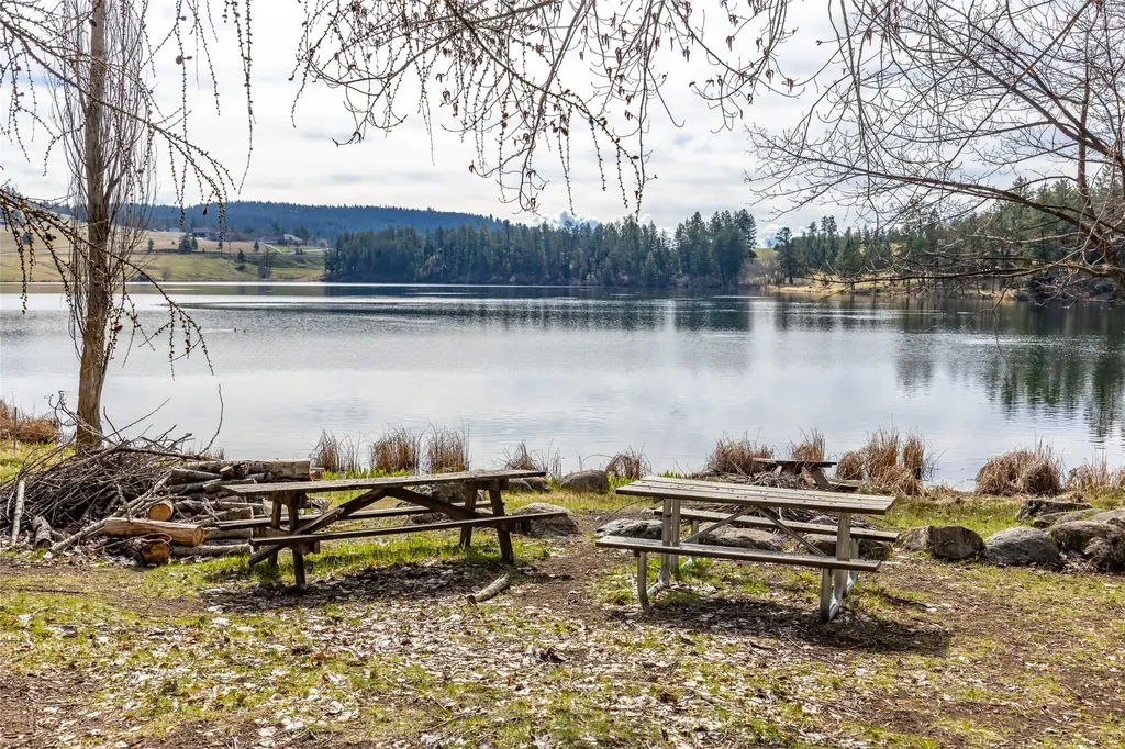 212 Lakeshore Drive Kalispell MT 59901