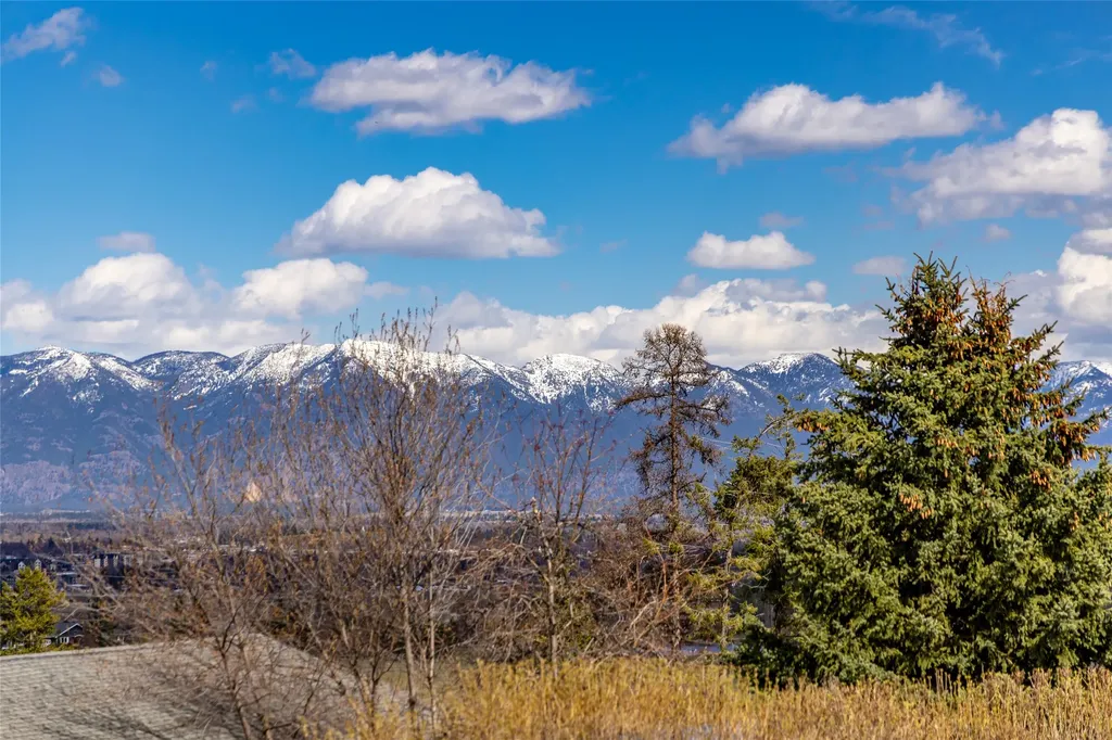 212 Lakeshore Drive Kalispell MT 59901