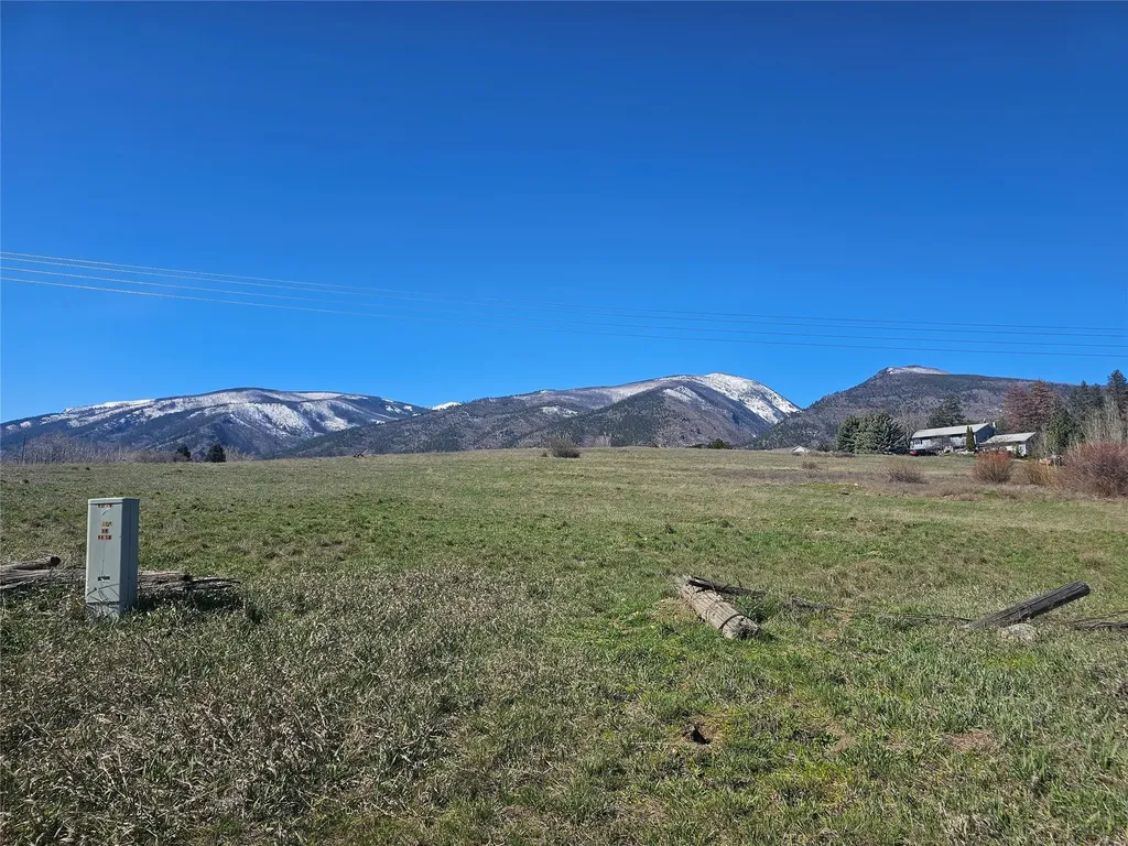 5833 Old Us Highway 93 Florence MT 59833