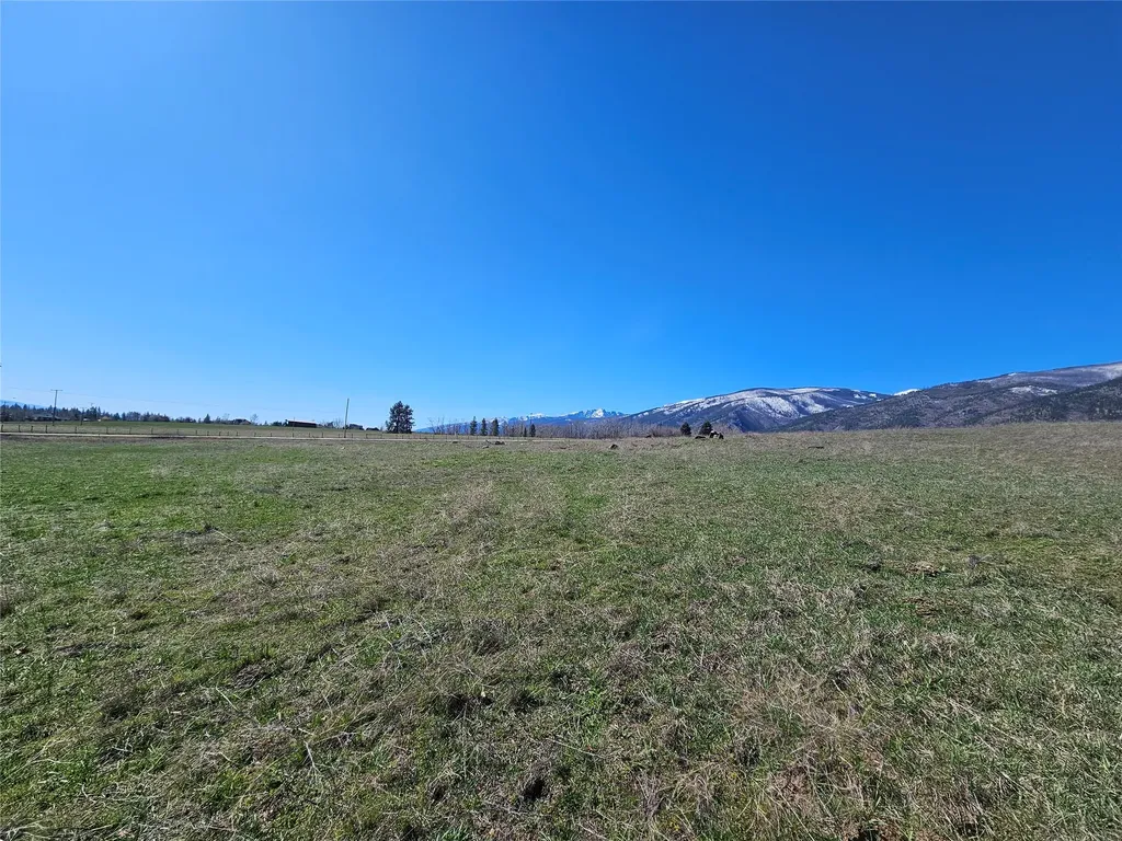 5833 Old Us Highway 93 Florence MT 59833