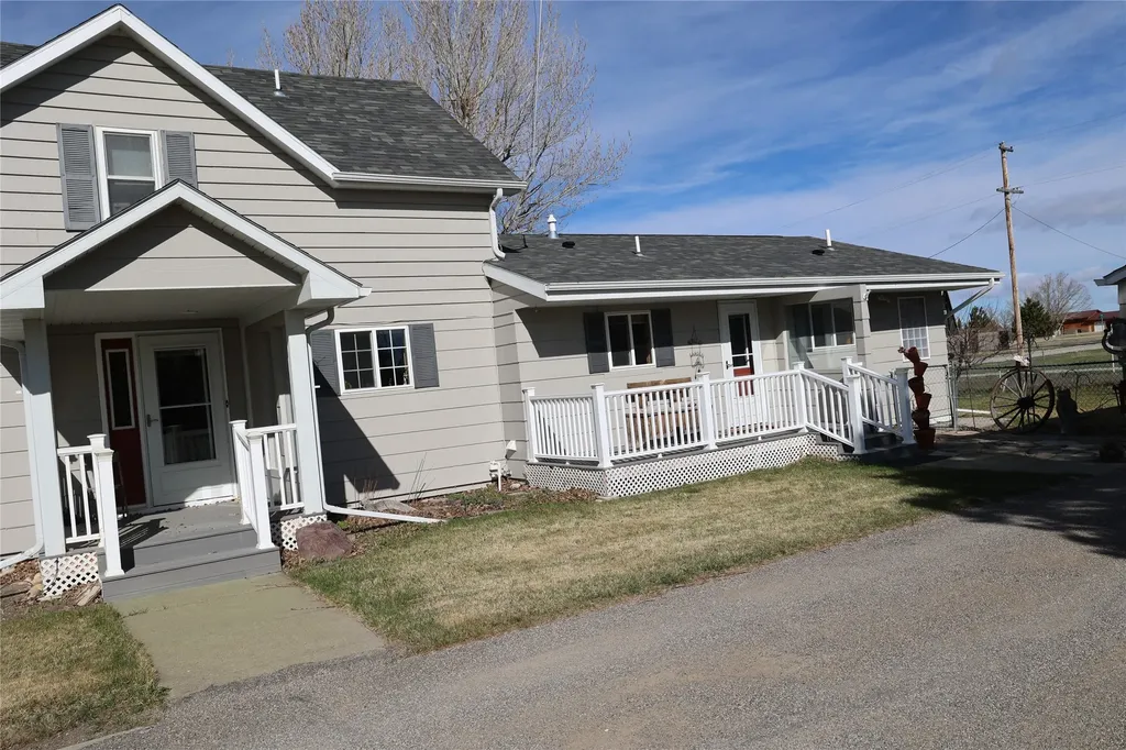 105 Dupuyer Avenue Valier MT 59486
