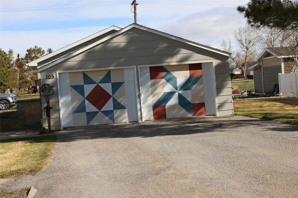 105 Dupuyer Avenue Valier MT 59486