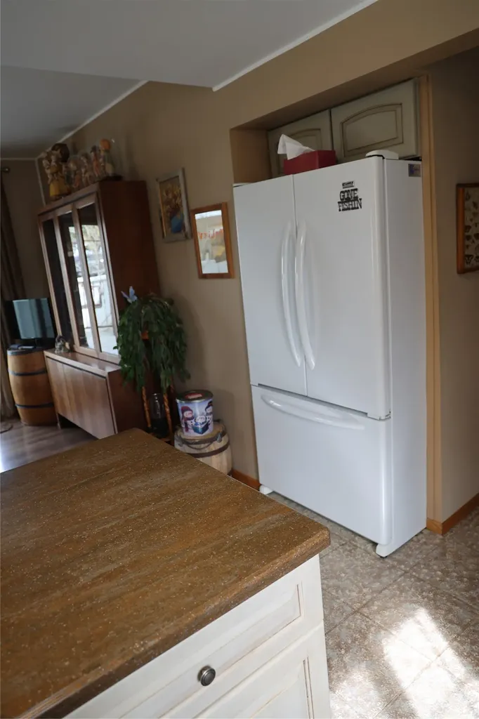 105 Dupuyer Avenue Valier MT 59486