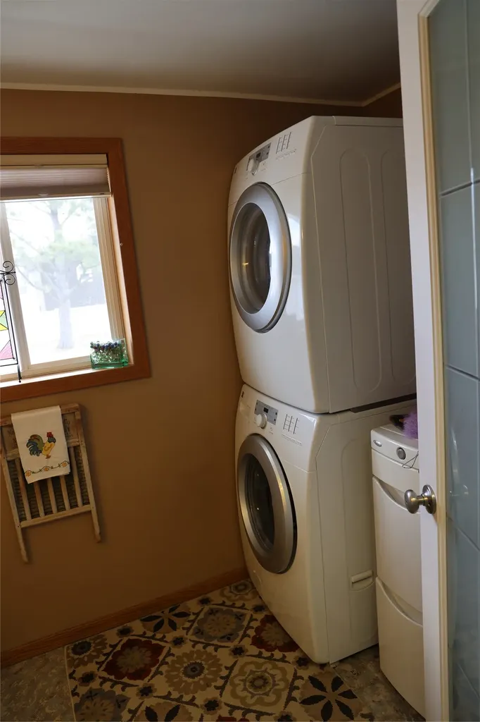 105 Dupuyer Avenue Valier MT 59486