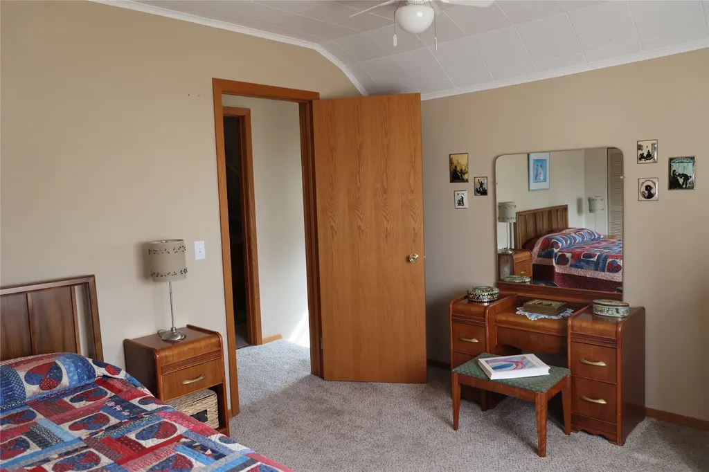 105 Dupuyer Avenue Valier MT 59486