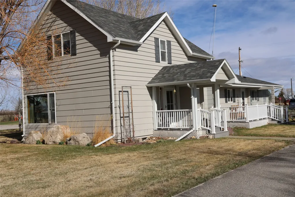 105 Dupuyer Avenue Valier MT 59486