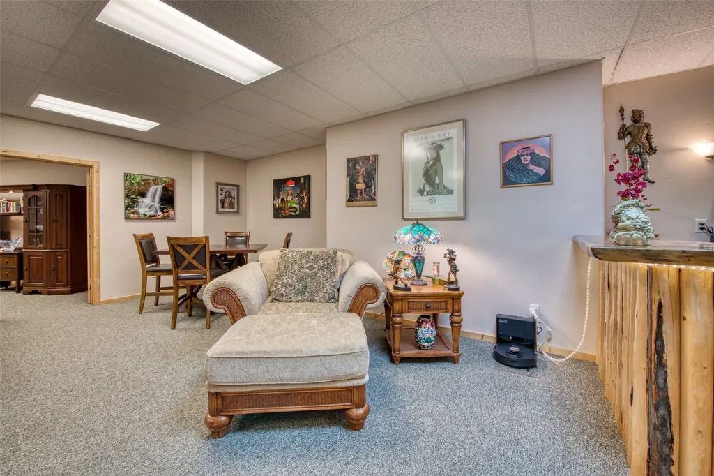 542 Raven Wood Darby MT 59829