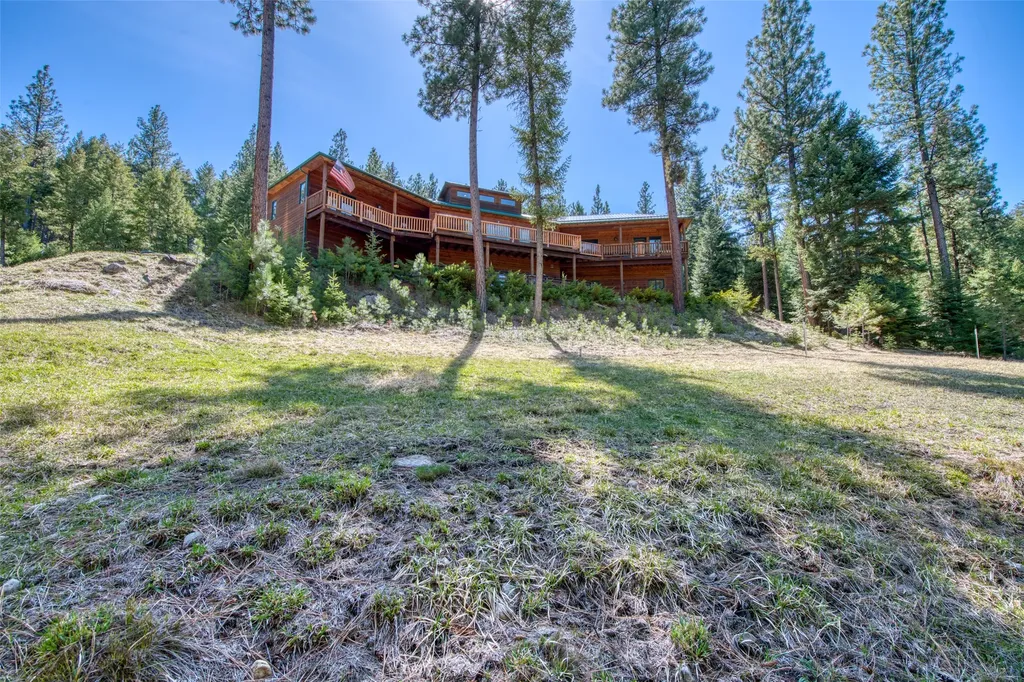 542 Raven Wood Darby MT 59829