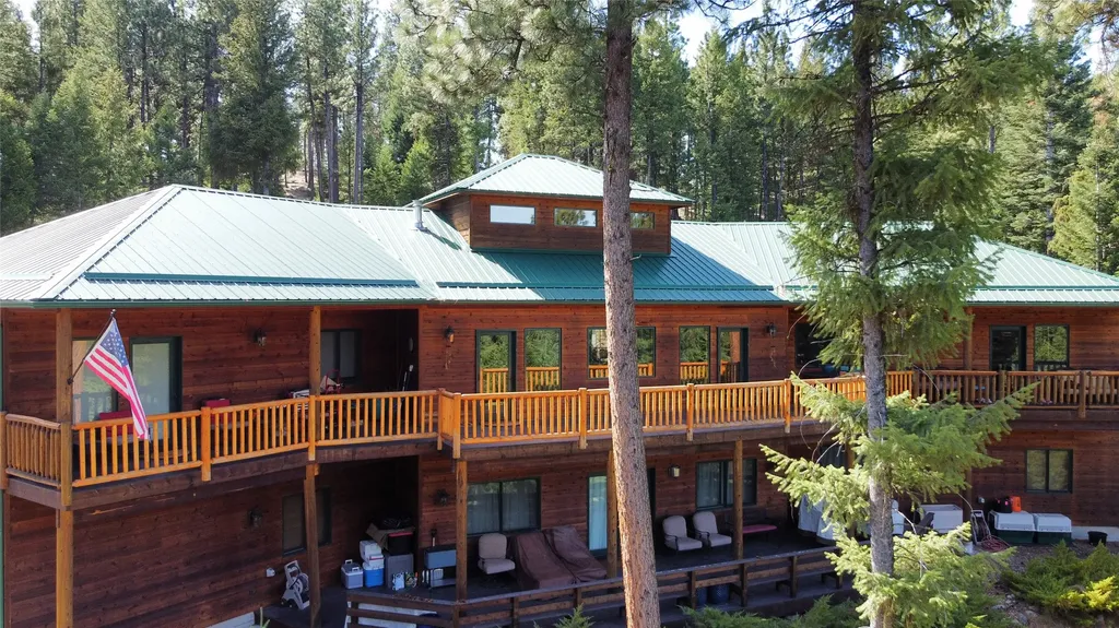 542 Raven Wood Darby MT 59829