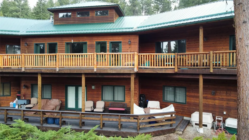 542 Raven Wood Darby MT 59829