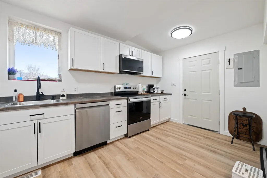102 E 2nd Street Butte MT 59701