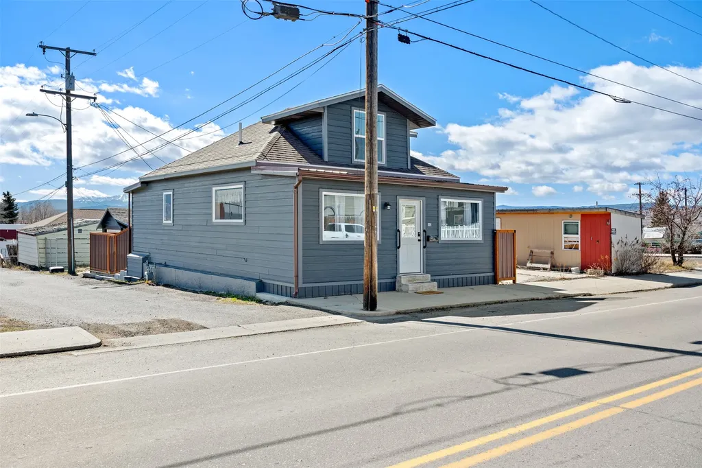 102 E 2nd Street Butte MT 59701