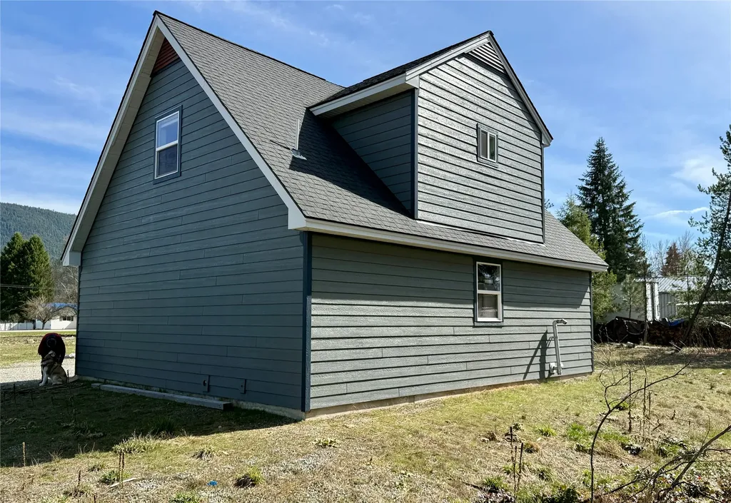 22 Long Street Libby MT 59923