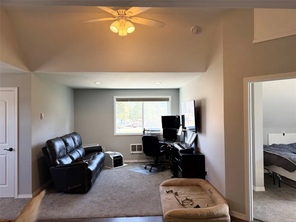 22 Long Street Libby MT 59923