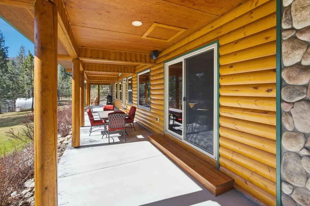 110 Mosey Lane Hamilton MT 59840