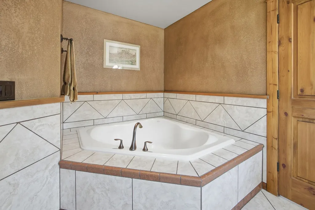 110 Mosey Lane Hamilton MT 59840