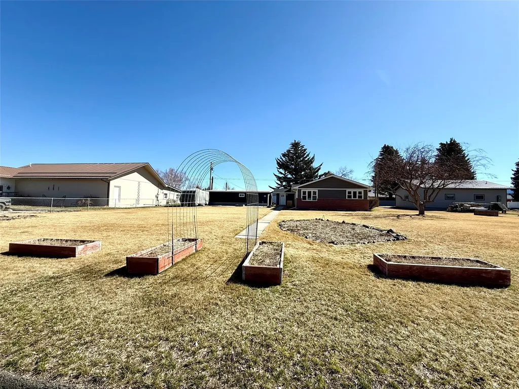 711 Mill Street Deer Lodge MT 59722