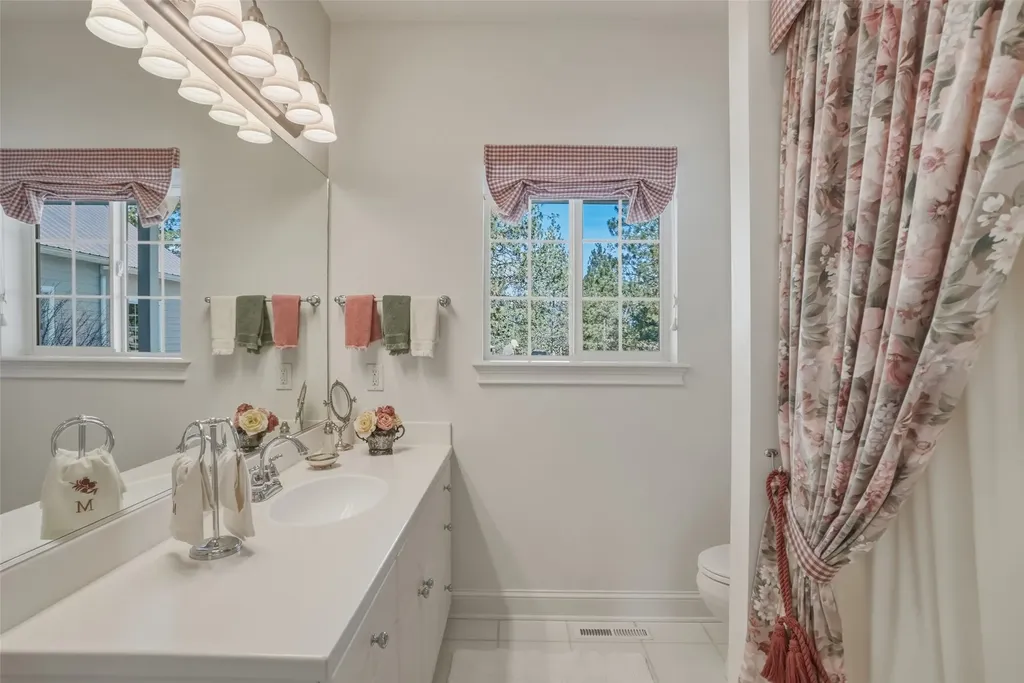 571 Cielo Vista Hamilton MT 59840