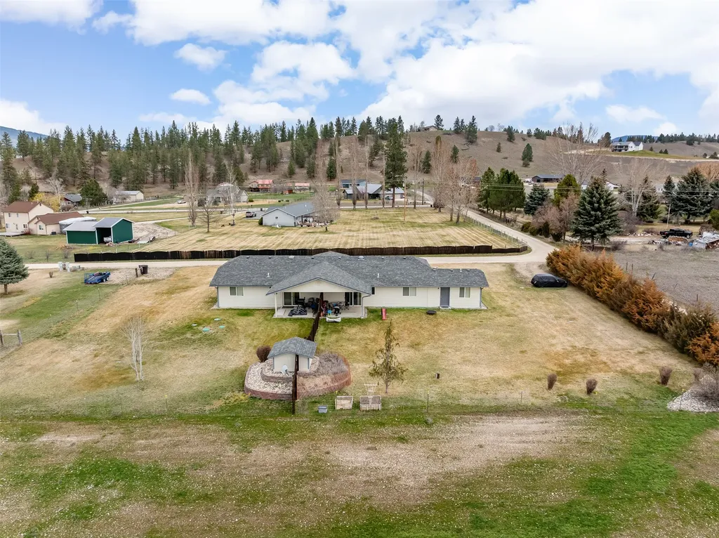 161 Little Airedale Lane Stevensville MT 59870
