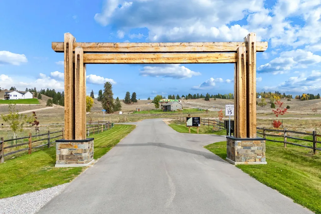 164 Barnwood Way Stevensville MT 59870