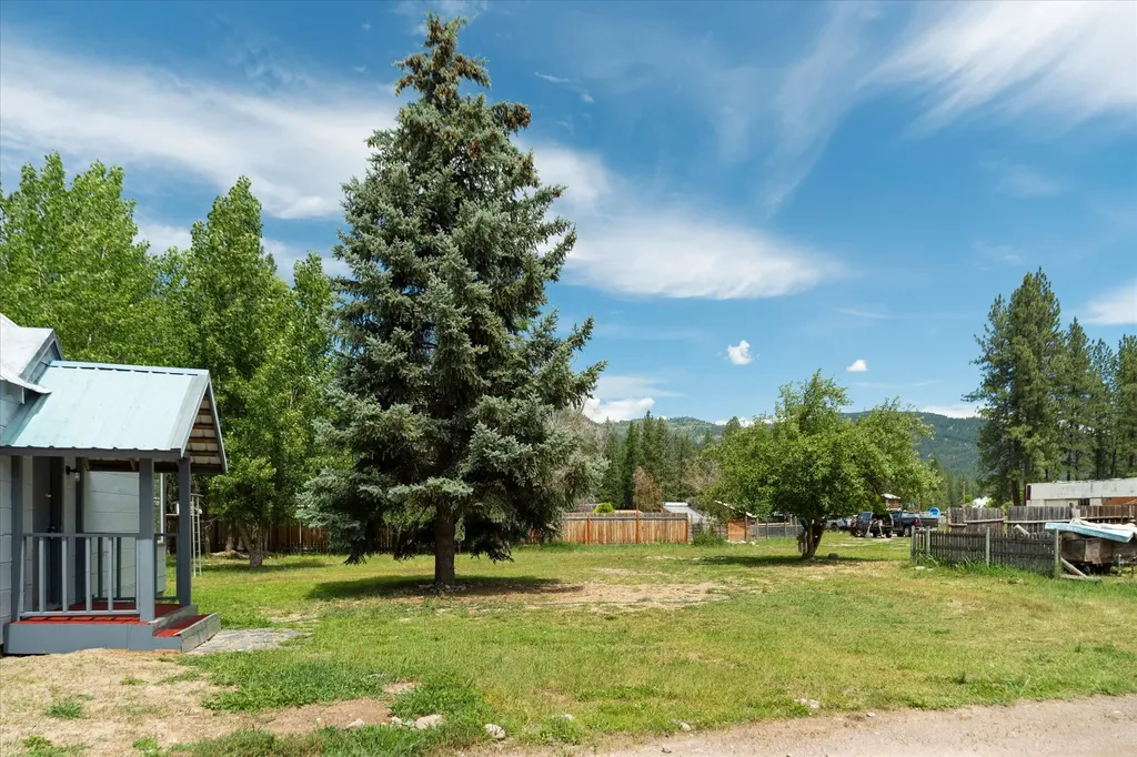 78 Airstrip Road Libby MT 59923