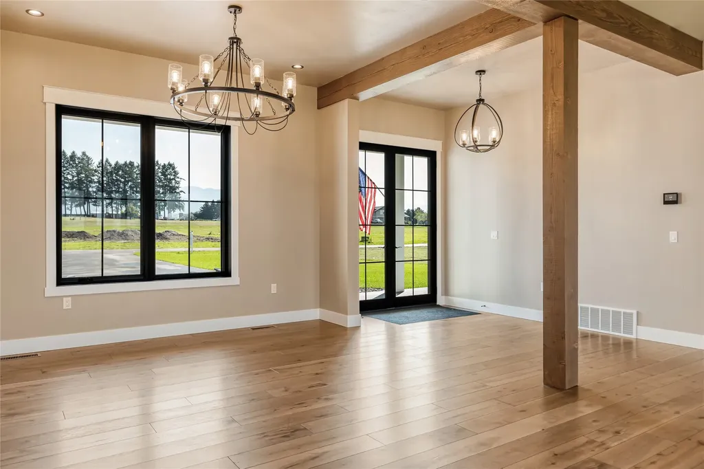 1052 Foxtail Drive Kalispell MT 59901