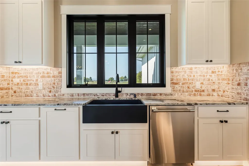 1052 Foxtail Drive Kalispell MT 59901
