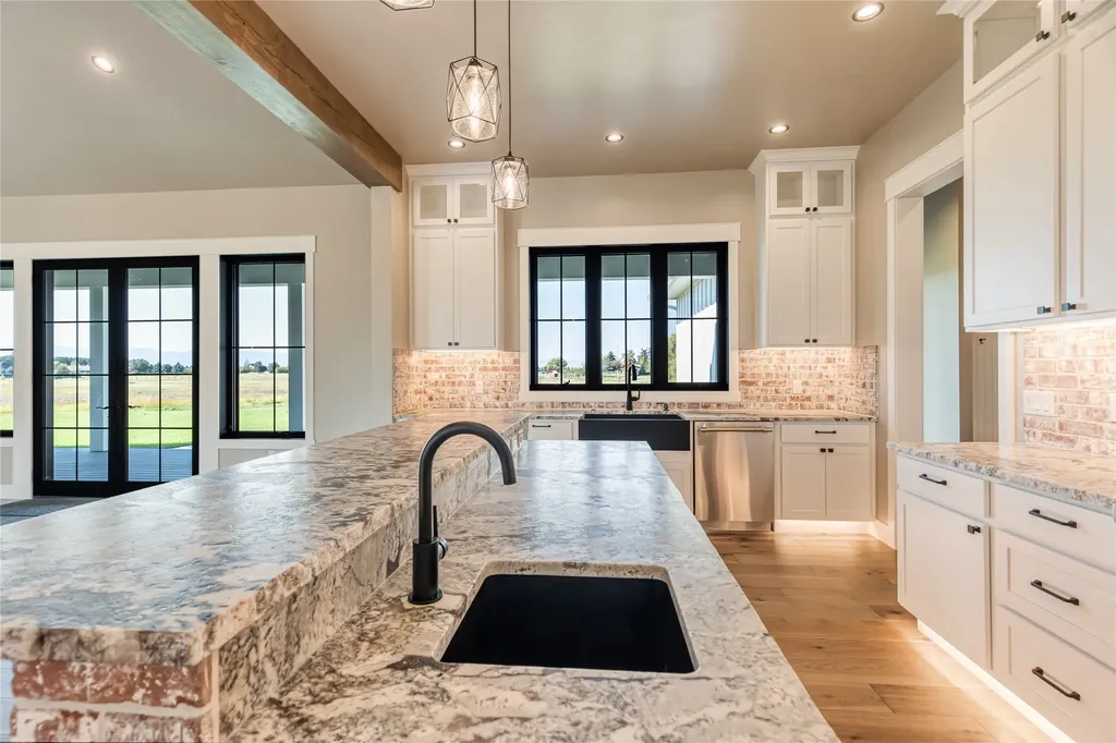 1052 Foxtail Drive Kalispell MT 59901