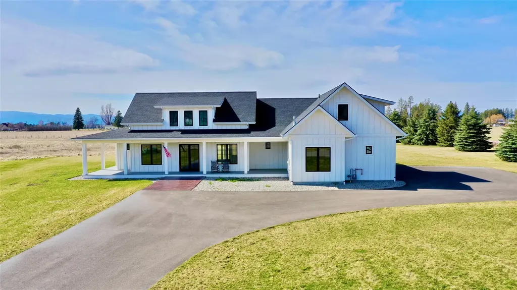 1052 Foxtail Drive Kalispell MT 59901