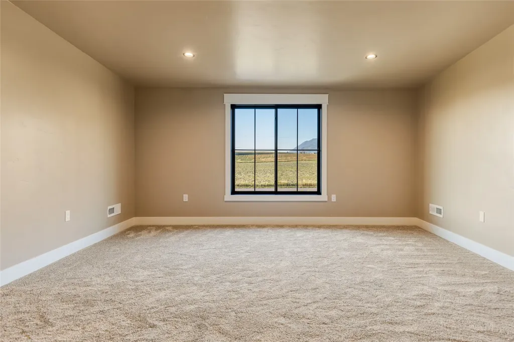 1052 Foxtail Drive Kalispell MT 59901