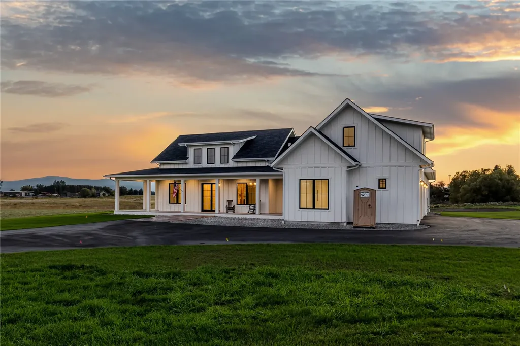 1052 Foxtail Drive Kalispell MT 59901