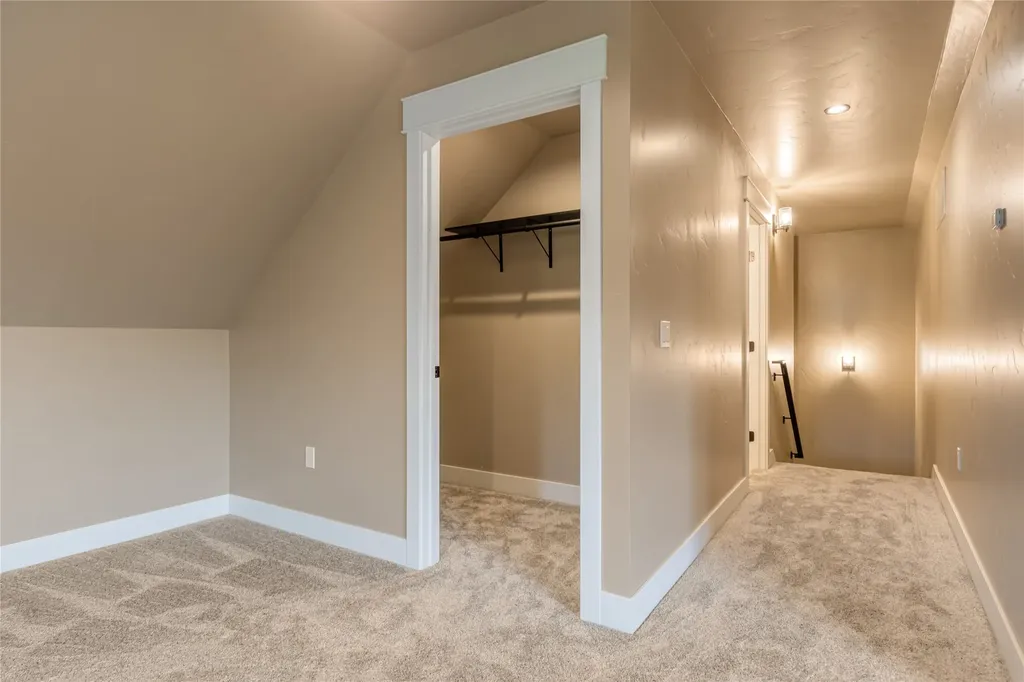 1052 Foxtail Drive Kalispell MT 59901