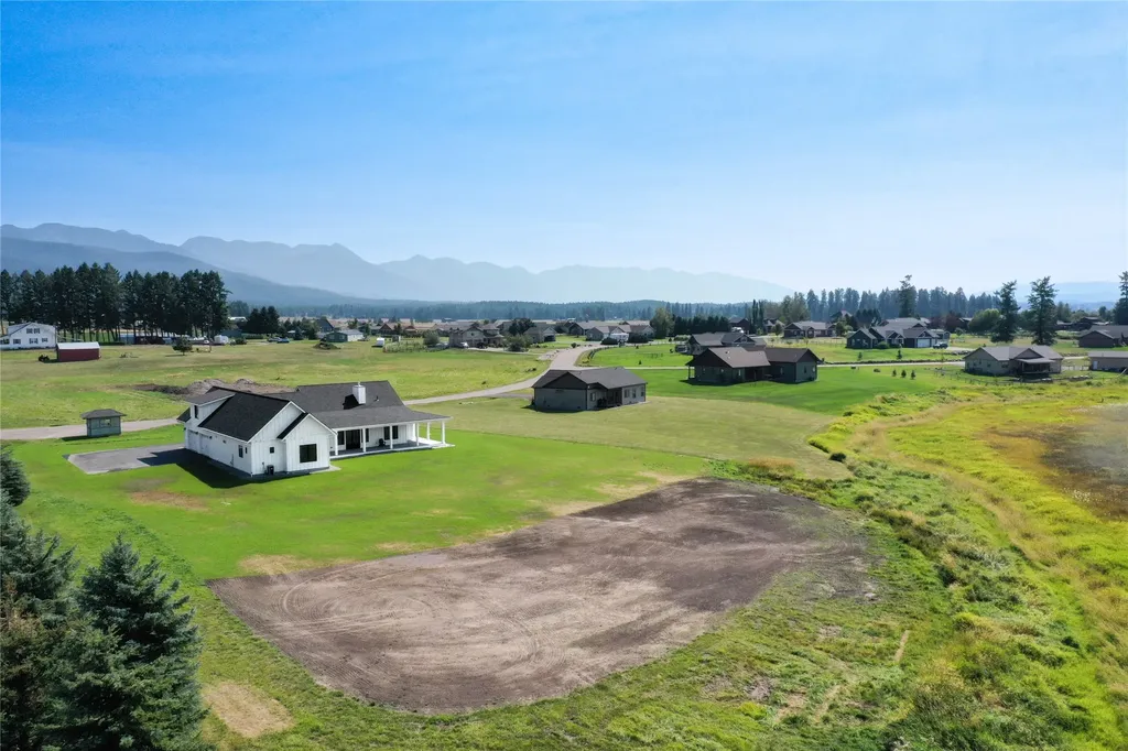 1052 Foxtail Drive Kalispell MT 59901