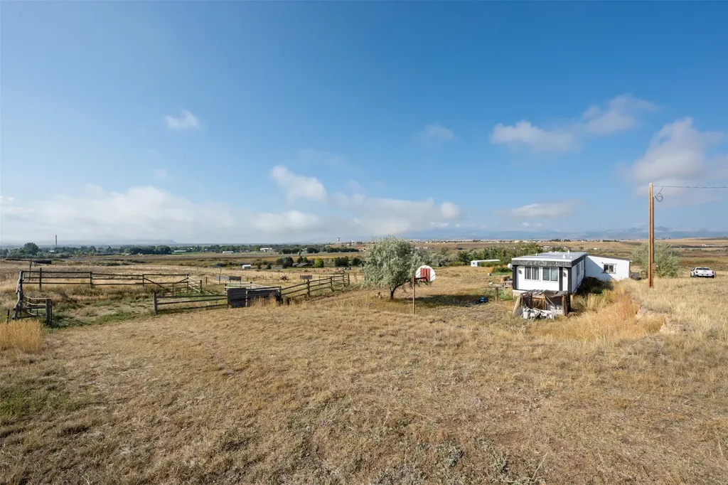 23 Holdsworth Road Whitehall MT 59759