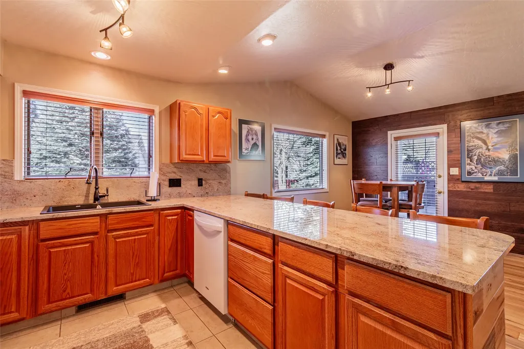 220 Aspen Loop Butte MT 59701