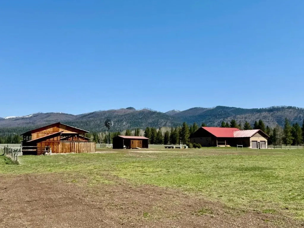 7510 Woodworth Road Ovando MT 59854