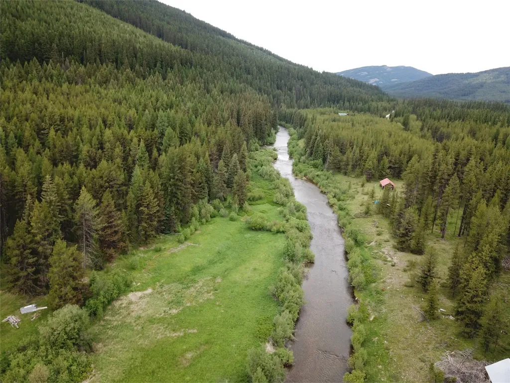 Nhn N Fork Yaak Road Yaak MT 59935
