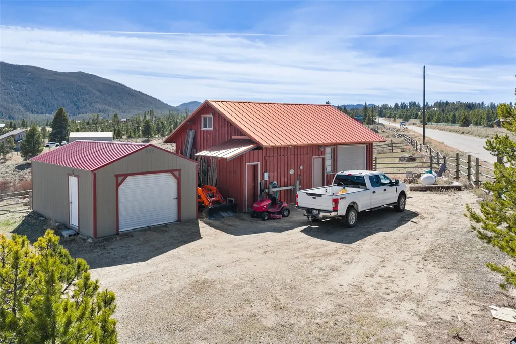 240 Roosevelt Drive Butte MT 59701