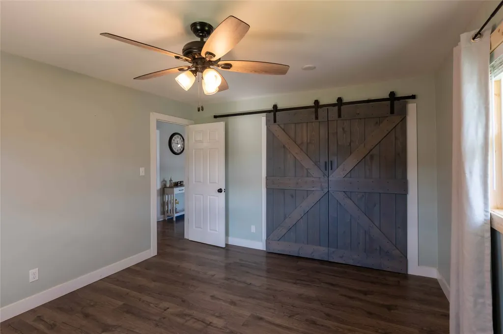 103 W Oak Street Plains MT 59859