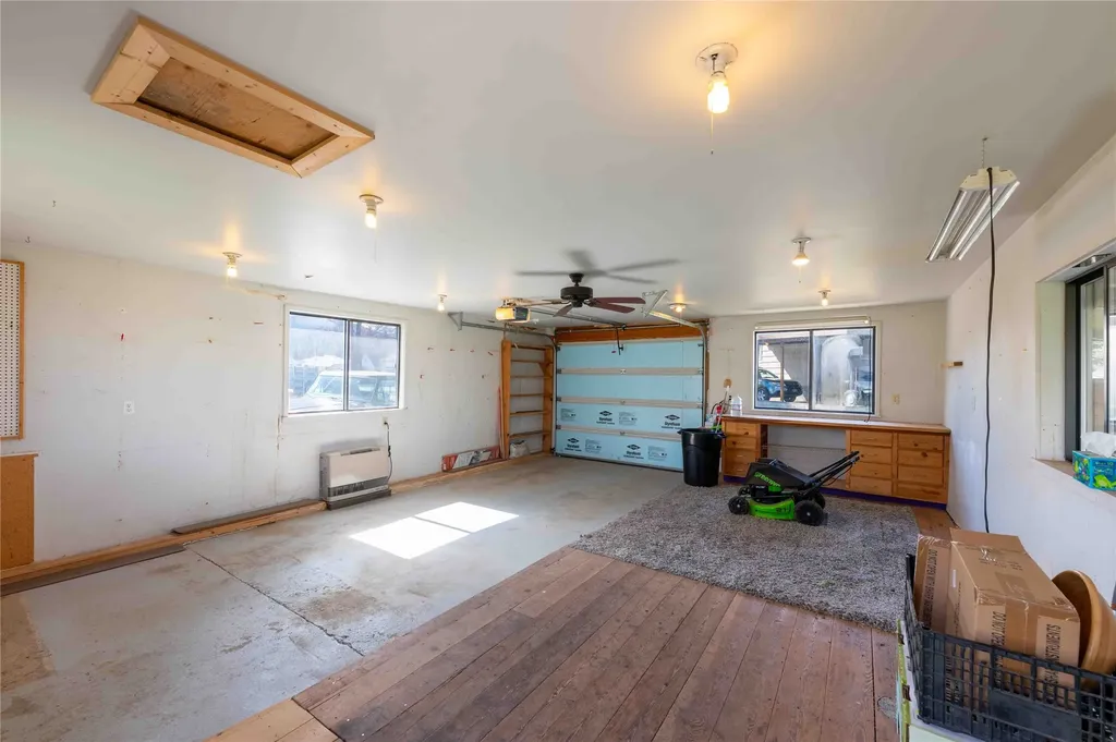 103 W Oak Street Plains MT 59859