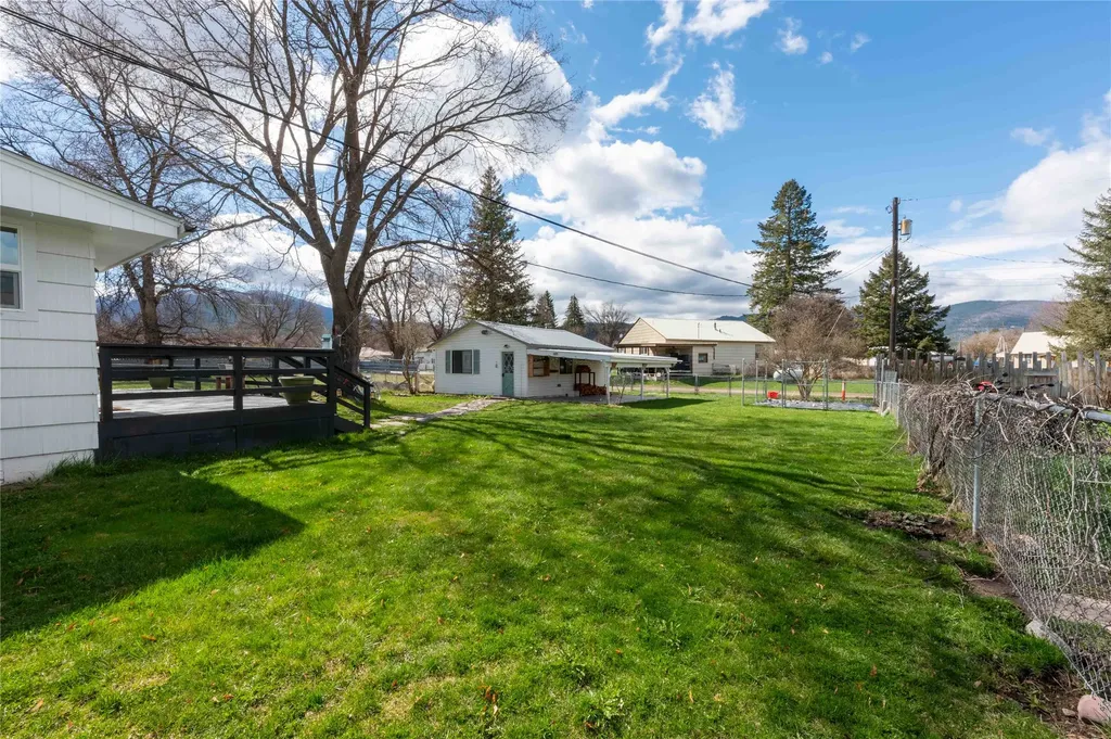 103 W Oak Street Plains MT 59859