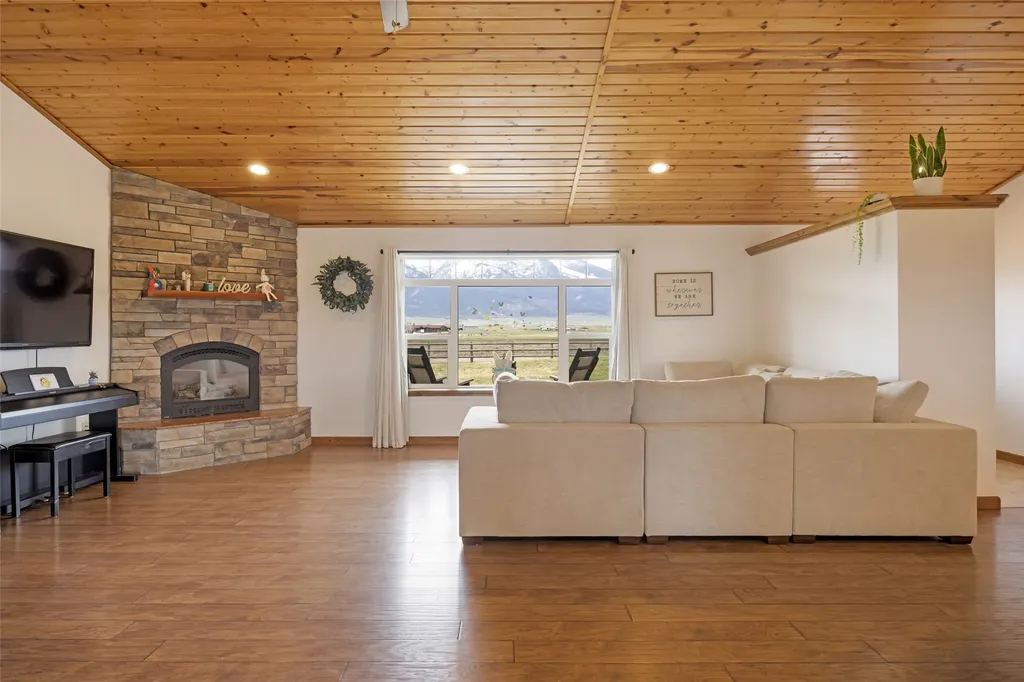 35489 Dublin Gulch Road St Ignatius MT 59865