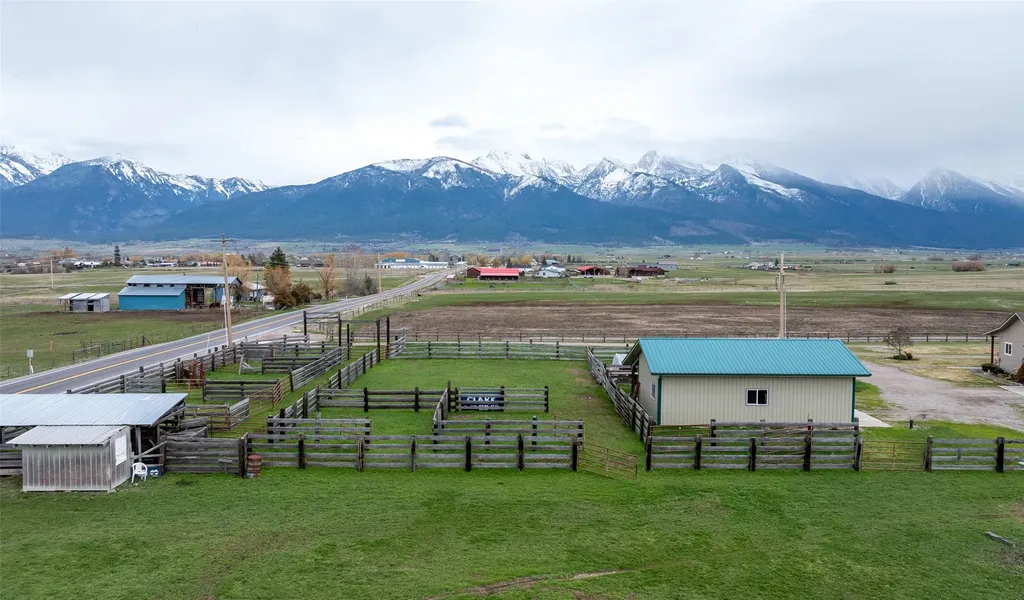 35489 Dublin Gulch Road St Ignatius MT 59865