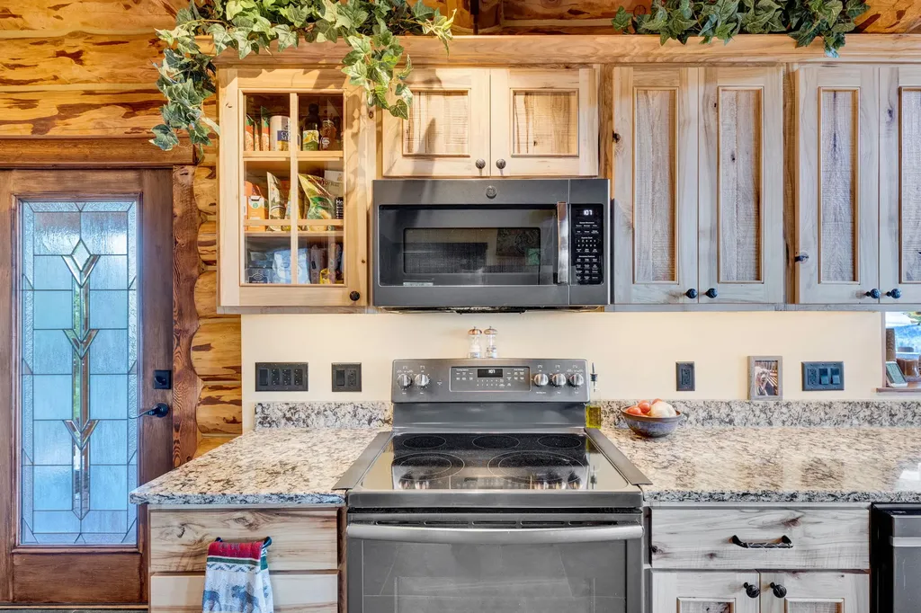 29 Mckinley Court Philipsburg MT 59858